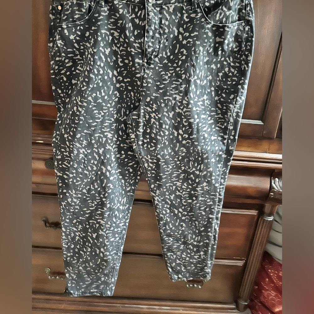 Adorable Curve Appeal jeans size 24w